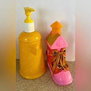 Set of 2 Avon Country speckled coffee pot & one two lace my shoe empty bottles